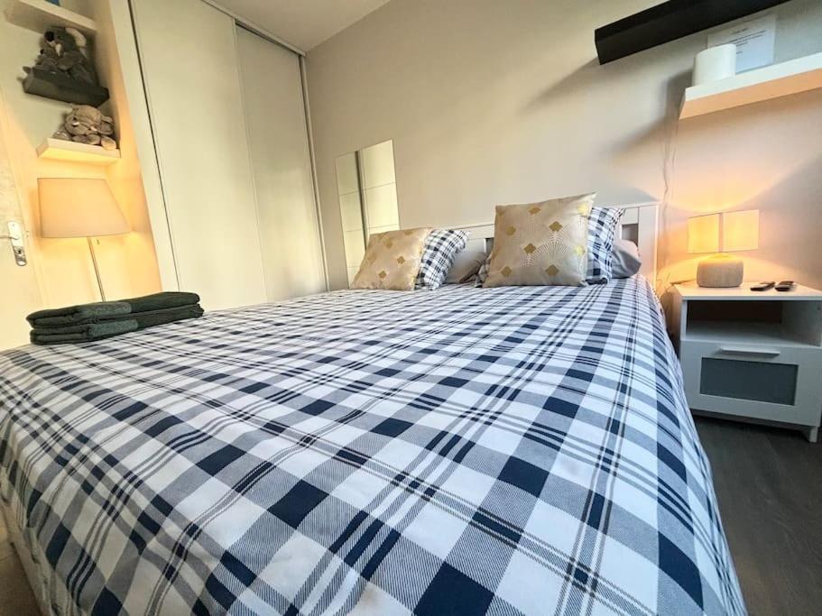 Appartement Confort Avec Balcon - Champigny 外观 照片
