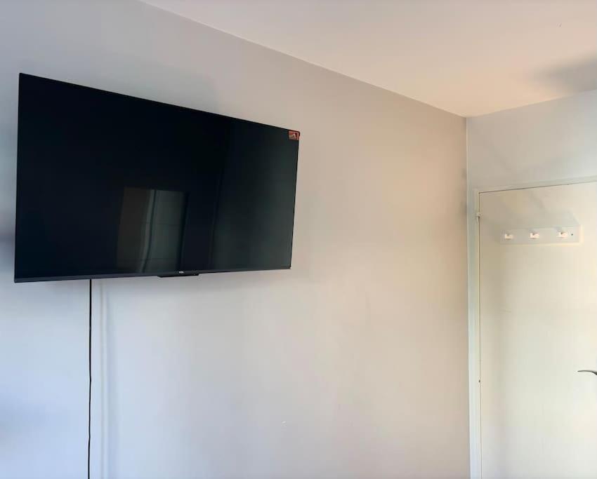 Appartement Confort Avec Balcon - Champigny 外观 照片
